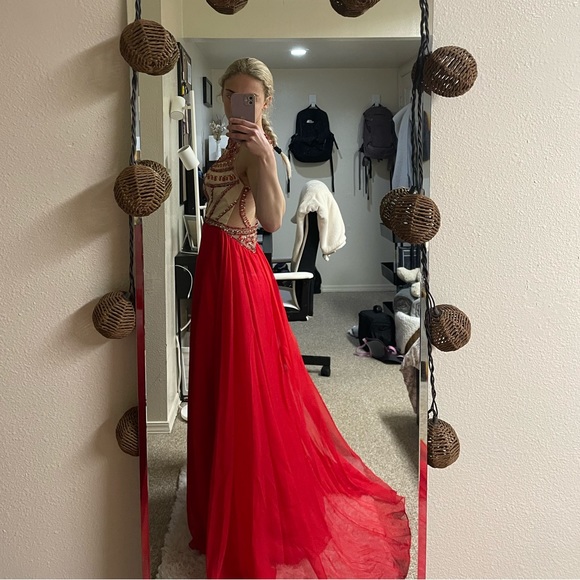 Prom Dress - Picture 5 of 7